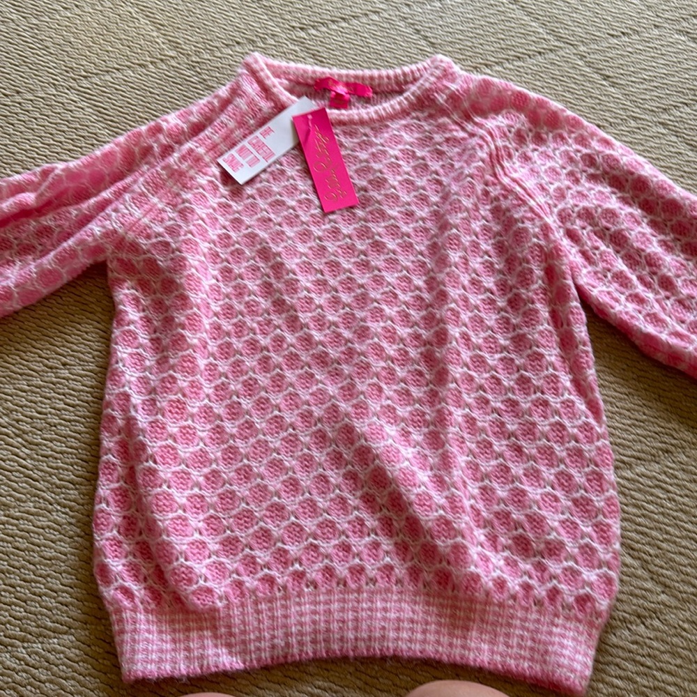 Brand new never worn adorable pink Lily Pulitzer sweater size S.